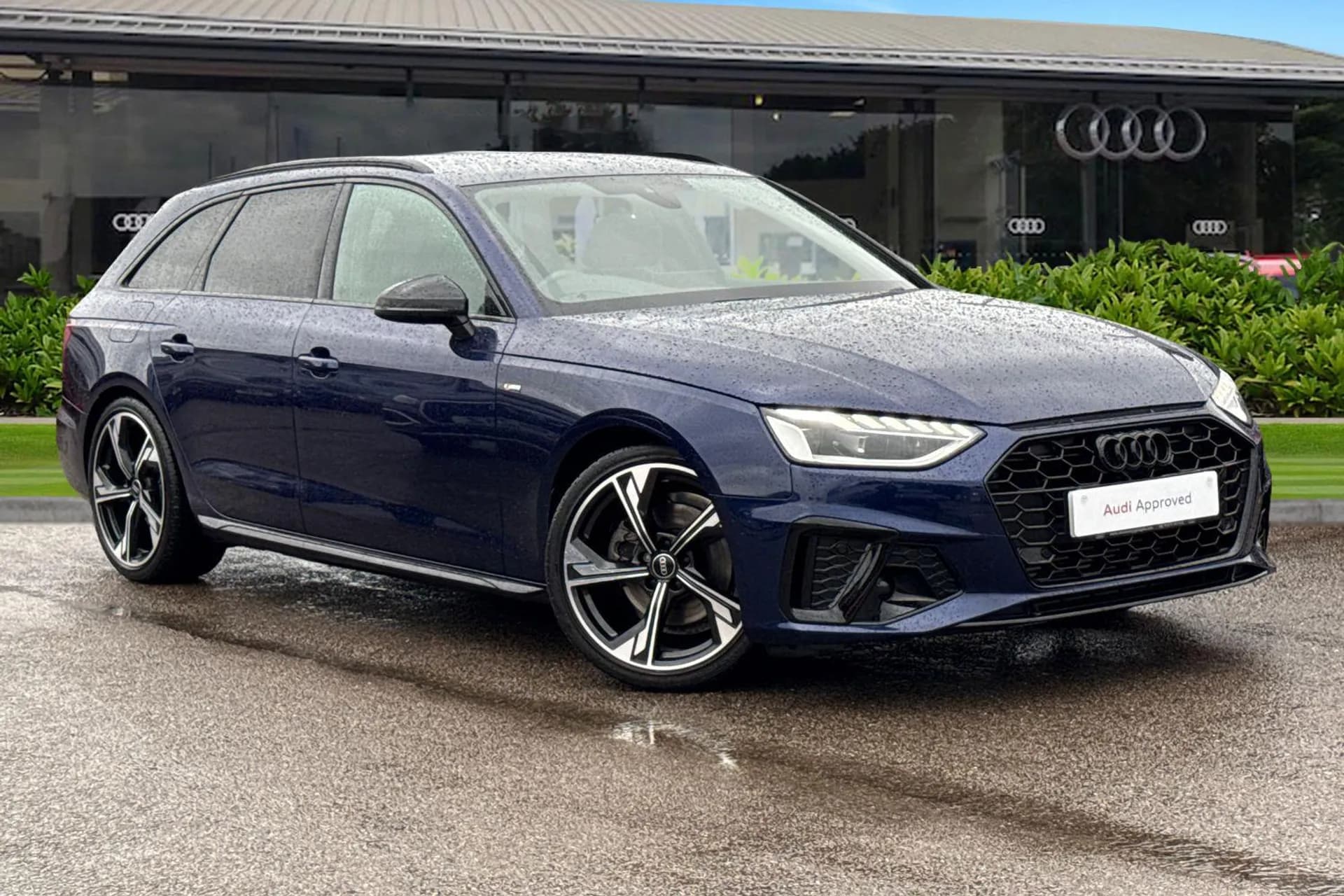 Audi A4 35 TFSI Black Edition 5dr S Tronic thumbnail