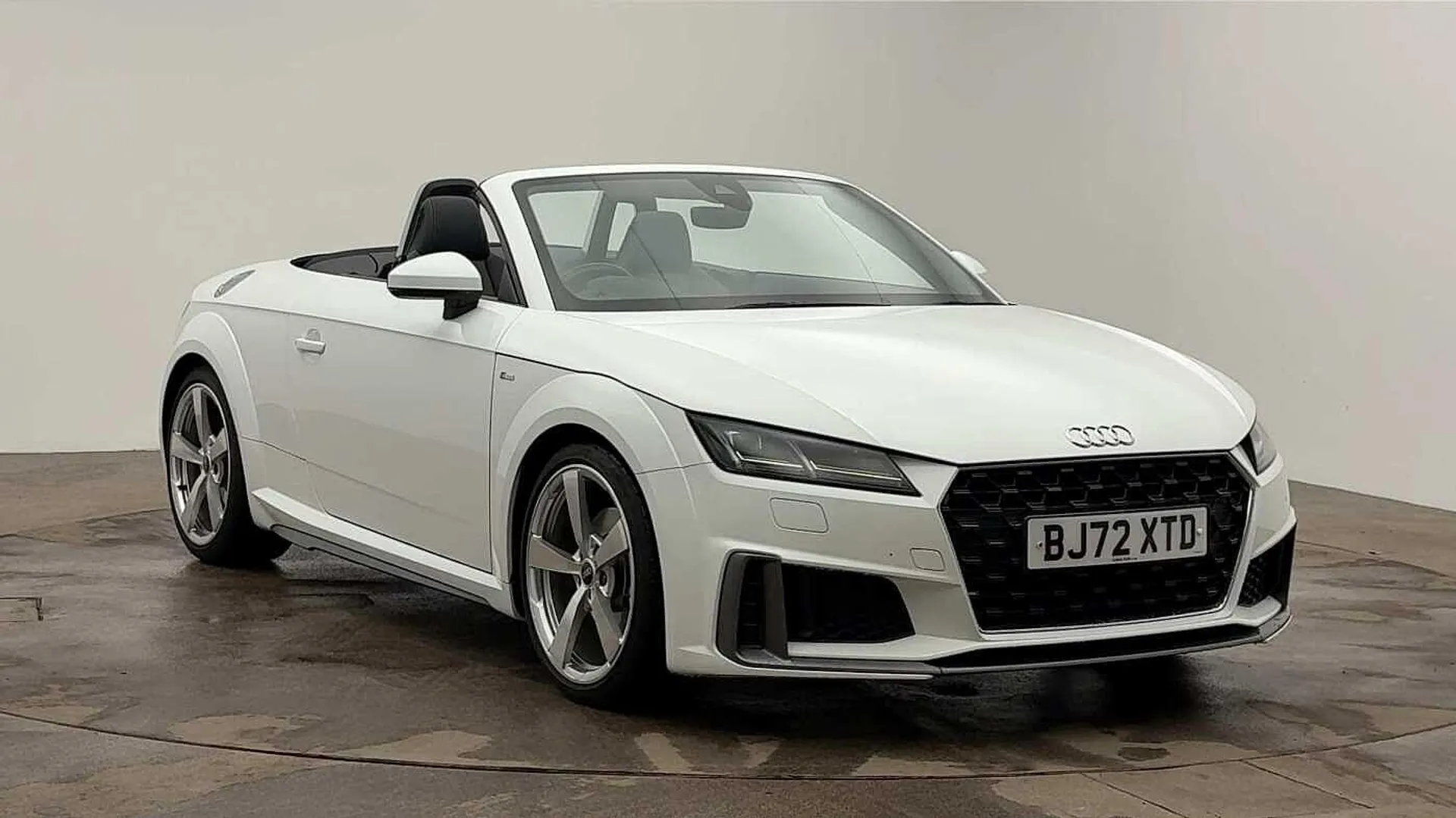 Audi TT 40 TFSI S Line 2dr S Tronic thumbnail