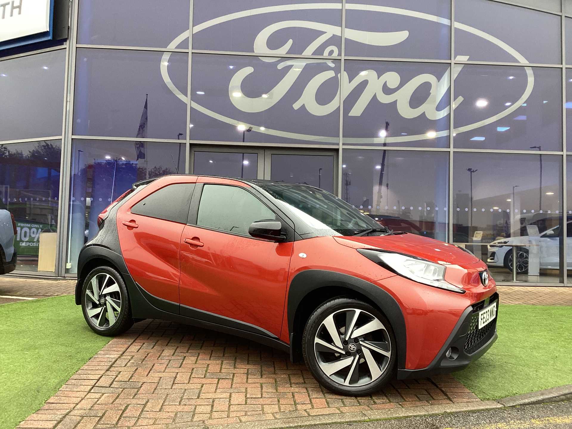 Toyota Aygo X 1.0 VVT-i Edge 5dr thumbnail