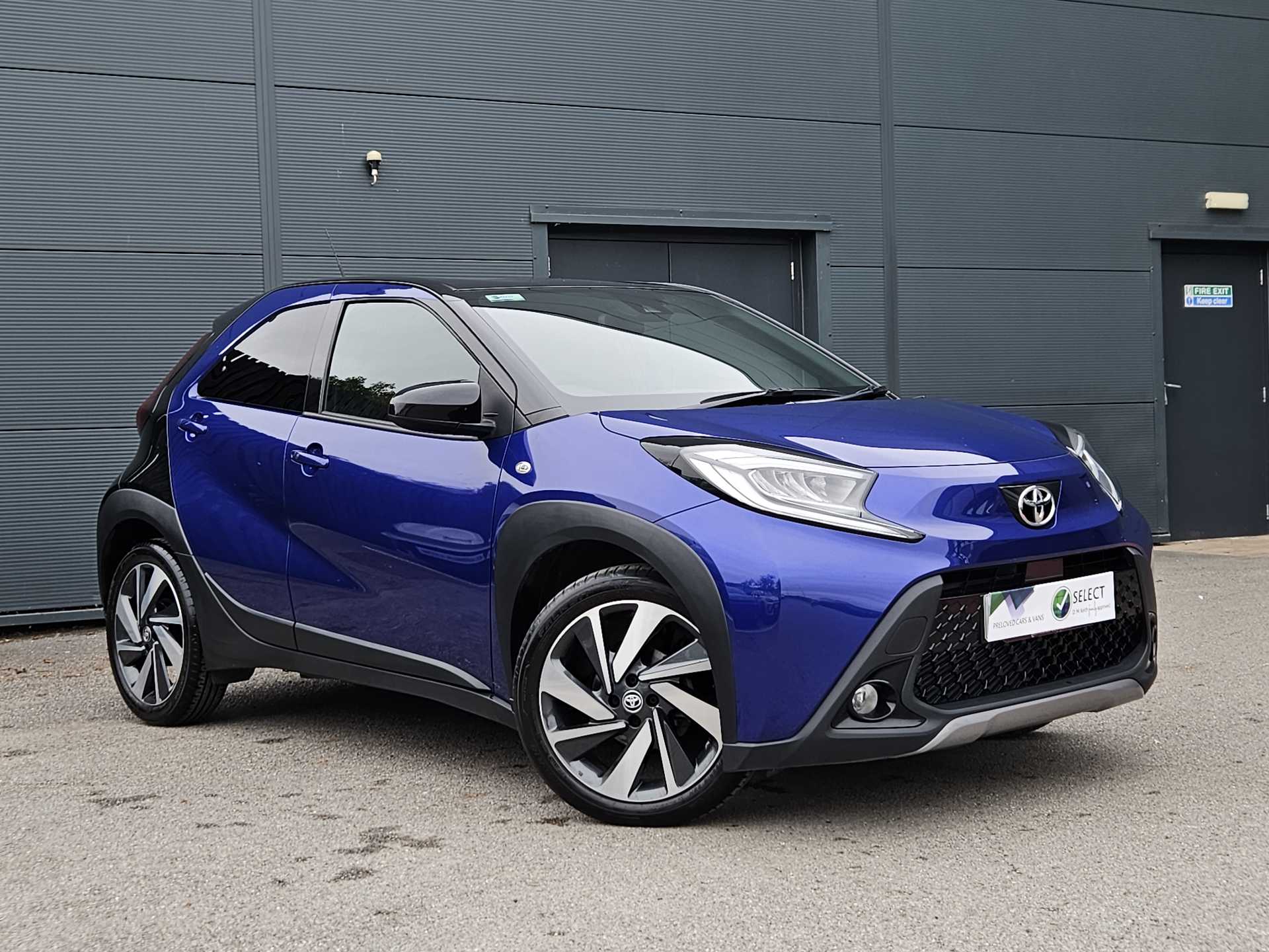 Toyota Aygo X 1.0 VVT-i Exclusive 5dr thumbnail